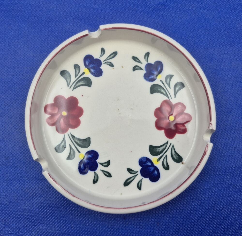 Vintage Folk Art Handpainted Floral Ceramic Ashtray 3-Slot 5x1" Trinket Dish